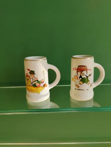2 canequinhas temáticas da Oktoberfest 
