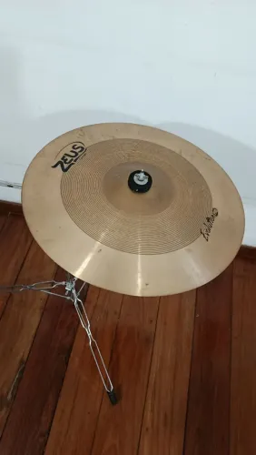 Prato Zeus Evolution Pro Crash 16 com estante