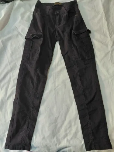 Calça cargo preta