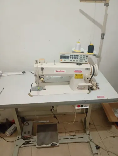 Maquina de costura industrial sunstar