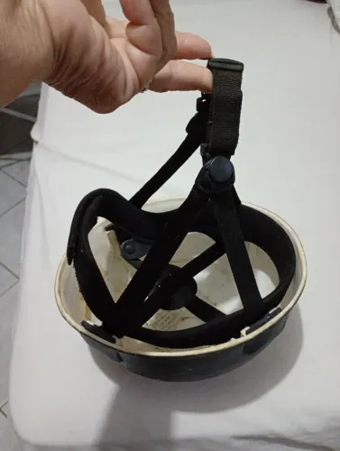 Vendo capacete alpinista