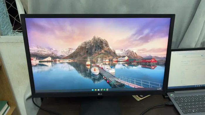 Monitor LG 24