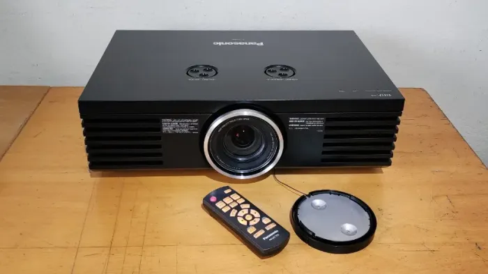 Projetor Home Theater Panasonic PT AE4000 Super Contraste 946hs
