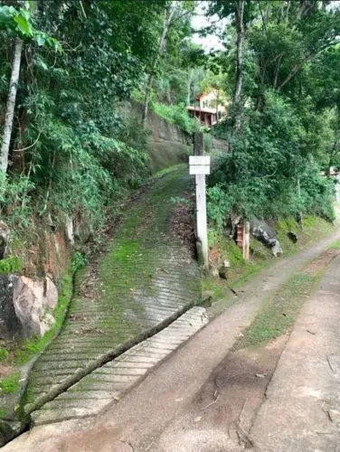 Terreno no Cond. Vale do Sossego - Corrêas