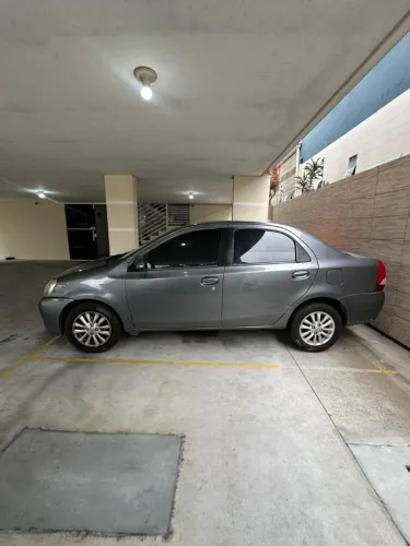 Toyota Etios XLS Sedan 1.5 Flex 16V 4P Mec. 2016