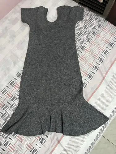 Vestidos (cinza)