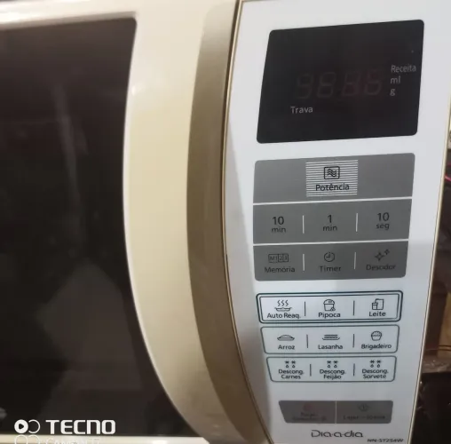 Microondas Semi novo