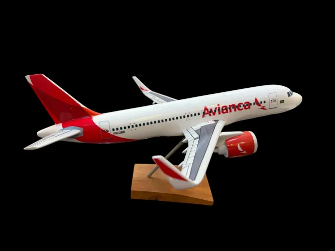 Maquete em resina A320 Neo - Avianca 35x35 