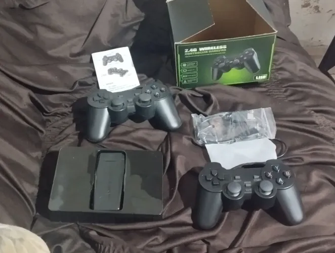 Vende -se game pad, super conservado.
