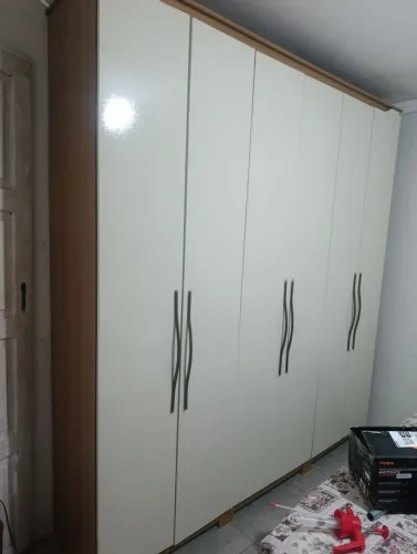 Guarda roupa novo