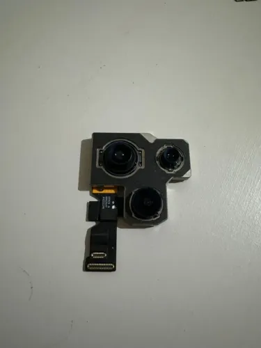 Conjunto de cameras iphone 14 pro max