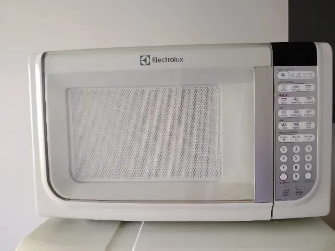 Microondas Eletrolux 41 31L