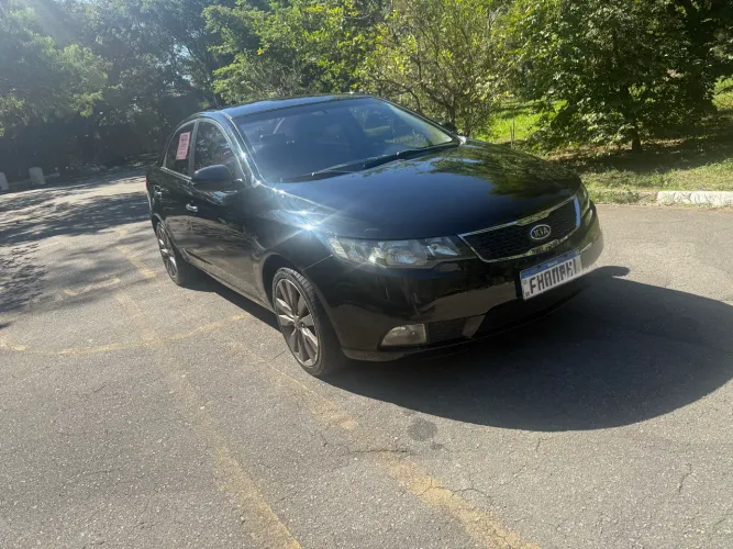 Kia Motors Cerato 1.6 16V Aut. 2013
