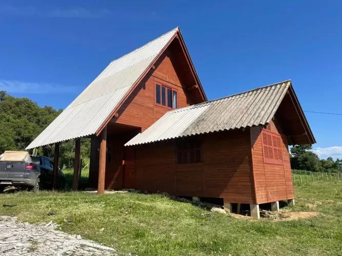 Sítio em Alfredo Wagner - Serra Catarinense- 15000 m² com Chalé