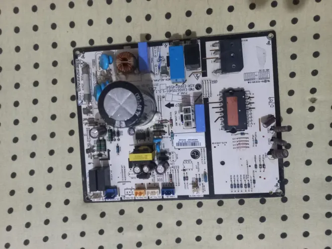 Placa de Ar-condicionado LG Dual Inverter Condensadora