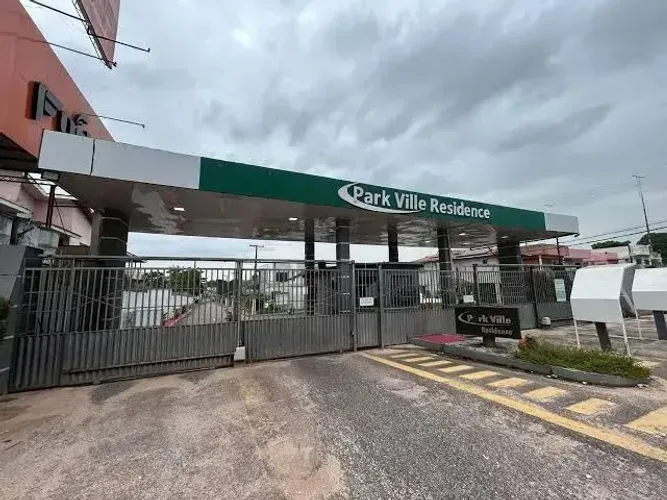 Lote plano em localização privilegiada no Cond. Park Ville