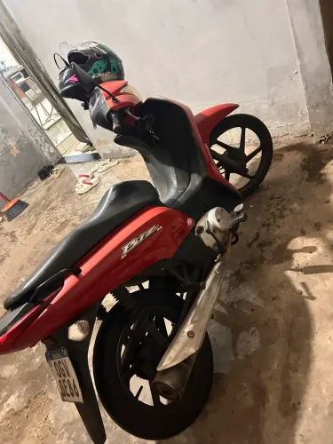 Biz pedal , abaixo do preço pra vender rápido 