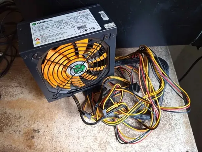 Fonte Gamer ATX de 500W