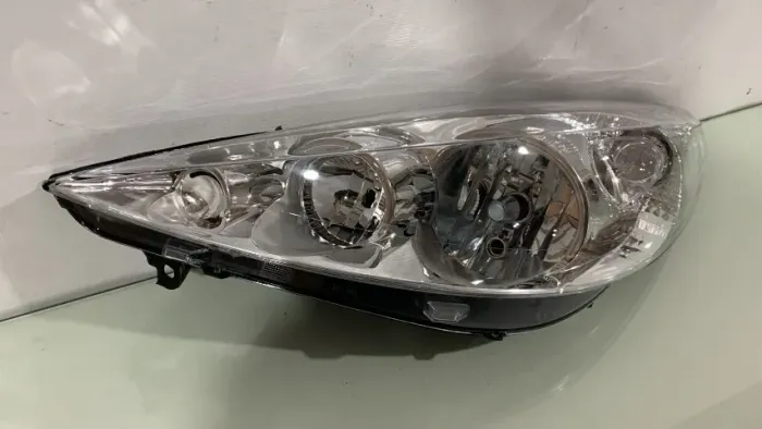 Farol esquerdo peugeot 207 2008 2009 2010 2011 2012 2013