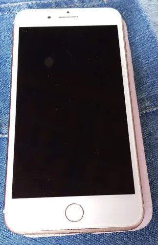 ? iPhone 8  Rose Gold 