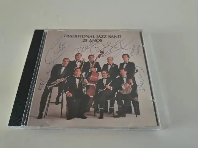 CD Traditional Jazz Band - 25 Anos - Autografada pelos musicos. - TBJ Empree.- Ind. Brasil