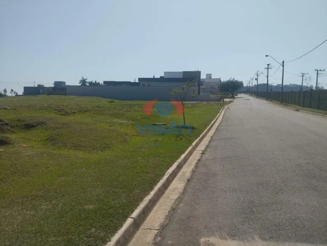 Terreno de Alto Padrão à Venda em Loteamento Fechado - Condomínio Jardins do Golf