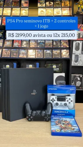 Título do Anúncio: PS4 Pro 1TB Seminovo + 2 Controles + Jogo de Brinde
