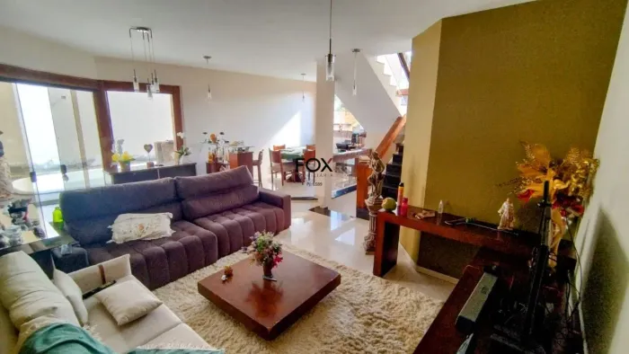 Casa com 5 quartos à venda em Belo Horizonte