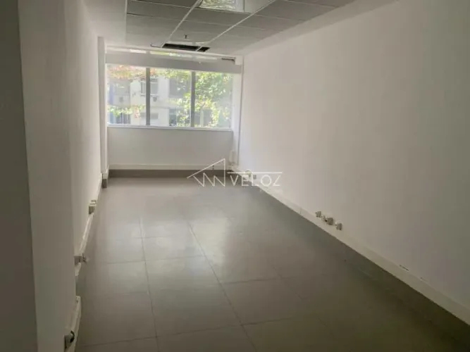 Sala : / Comercial / Flamengo
