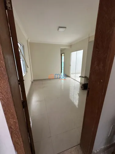 Apartamento Novo de 2 Quartos no Centro Nunca Habitado
