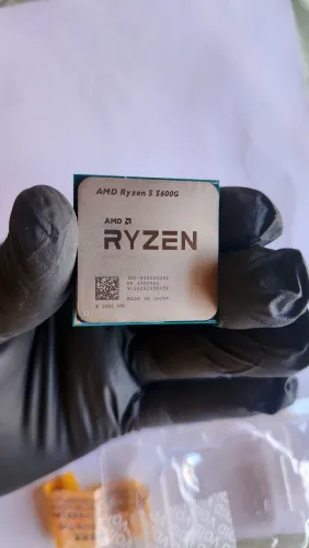 Processador Ryzen 5 5600g + cooler duplo (novo)