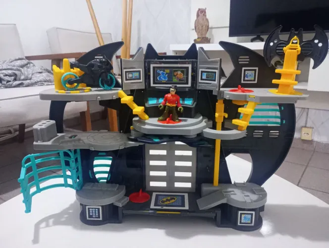 Batcaverna Imaginext DC Super Friends Fisher-Price