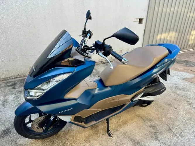 Honda PCX 160 DLX ABS 2023