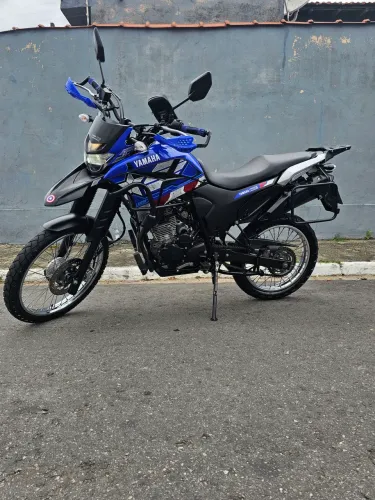 Vende-se Lander Capitão América
