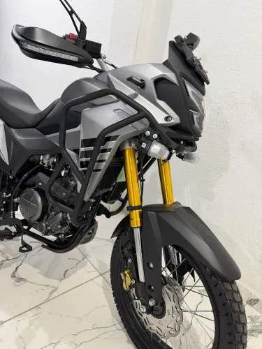 Sbm 250t zero km motor forte com 31 cv