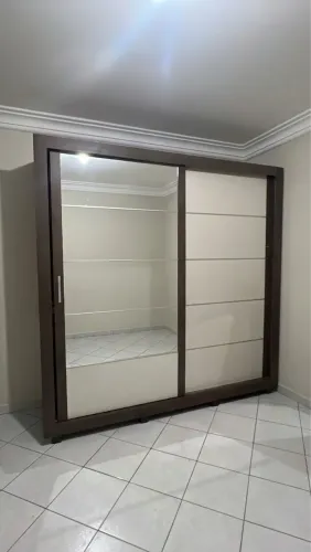 GUARDA ROUPA
