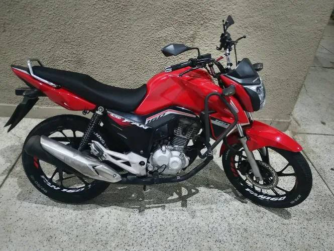 Vendo ou troco por outra moto fan 160 flex 2018 manual e chave reserva doc ok recibo ok