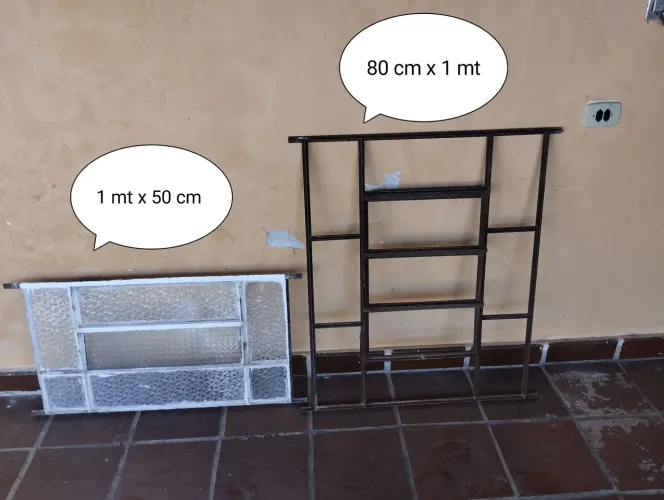 2 Vitros basculantes de ferro
