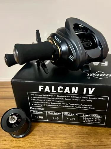 SEAKNIGHT FALCAN IV HG + 2 CARRETÉIS