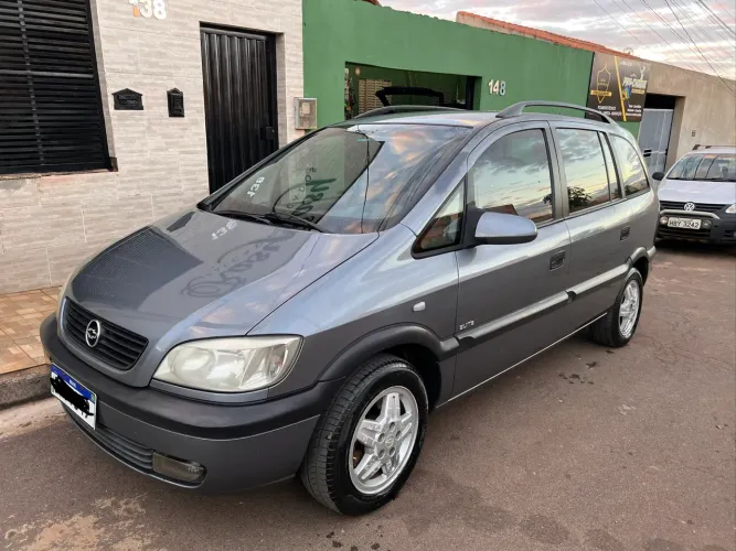 Chevrolet Zafira 2.0/ CD 2.0 8V MPFI 5P Mec. 2001