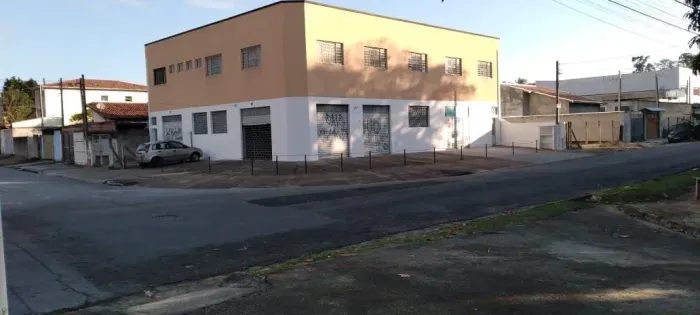 Prédio Comercial à venda, 600 m² por R$ 1.700.000 - Parque Senhor do Bonfim - Taubaté/SP
