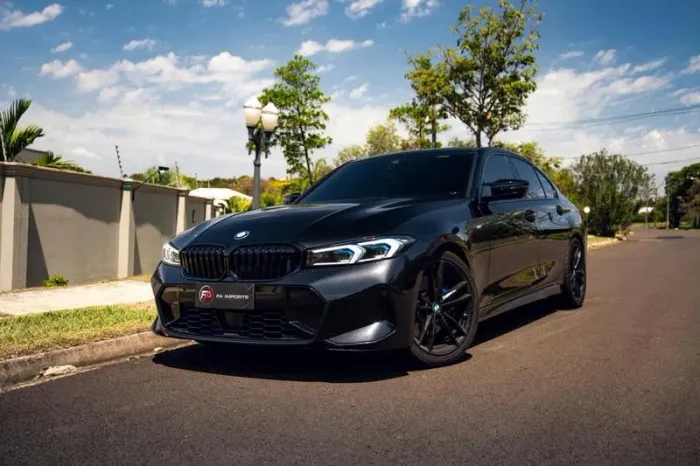 BMW 320I A 2.0 TB M Sport Activeflex 16V 4P 2023