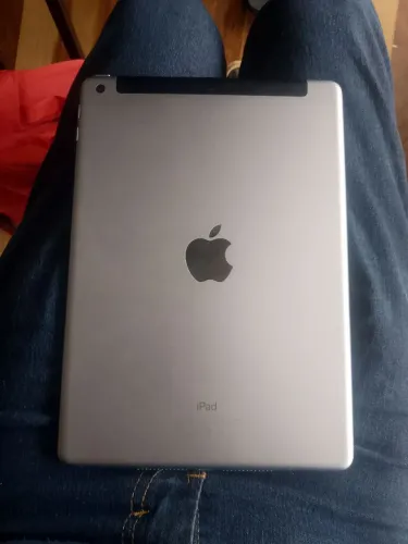 iPad 6 4G 32GB 2RAM