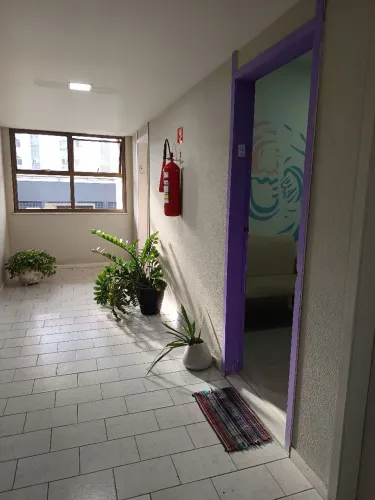 Reta da penha 2 salas geminadas (alugo ou vendo)
