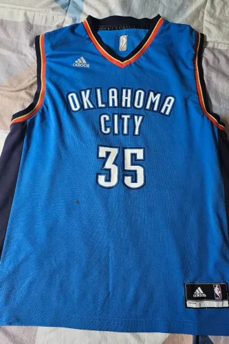 Vendo essa camisa do Orlando City tamanho G ?