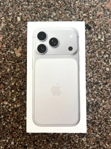 iPhone 17 PRO prateado 256GB americano novo (lacrado)