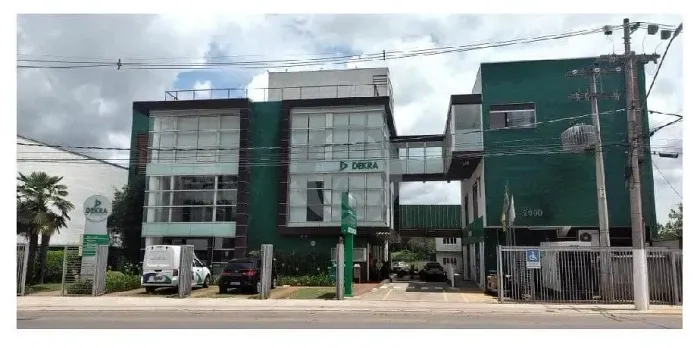 Prédio Comercial em Atibaia/SP - Localização Estratégica e Infraestrutura Completa para o