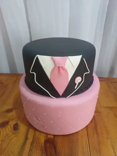 Bolo Fake Tema Poderosa Chefinha Decorativo