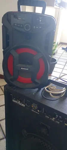 Caixa de som e radio