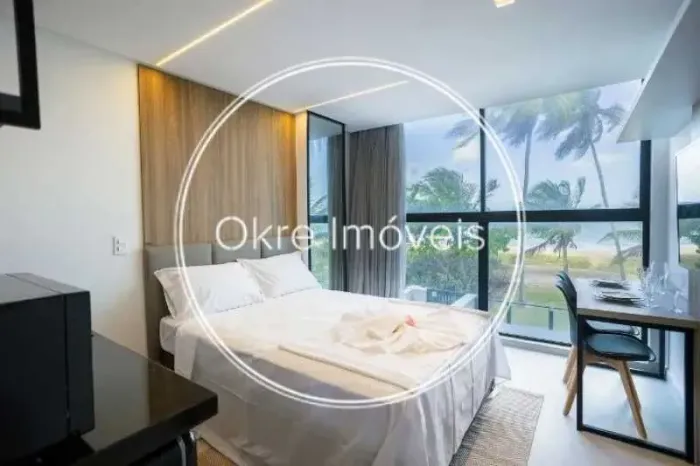 Flat : / Residencial / Jardim Oceania